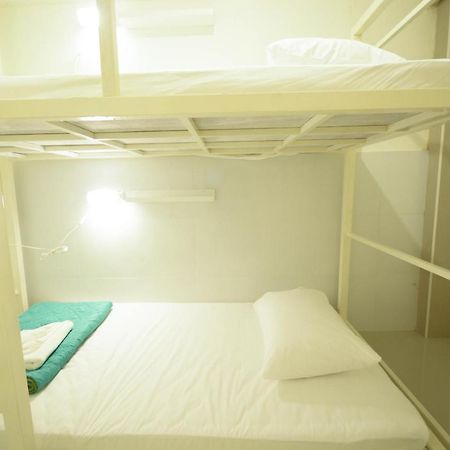 Irest Ao Nang Seafront Hostel Ngoại thất bức ảnh