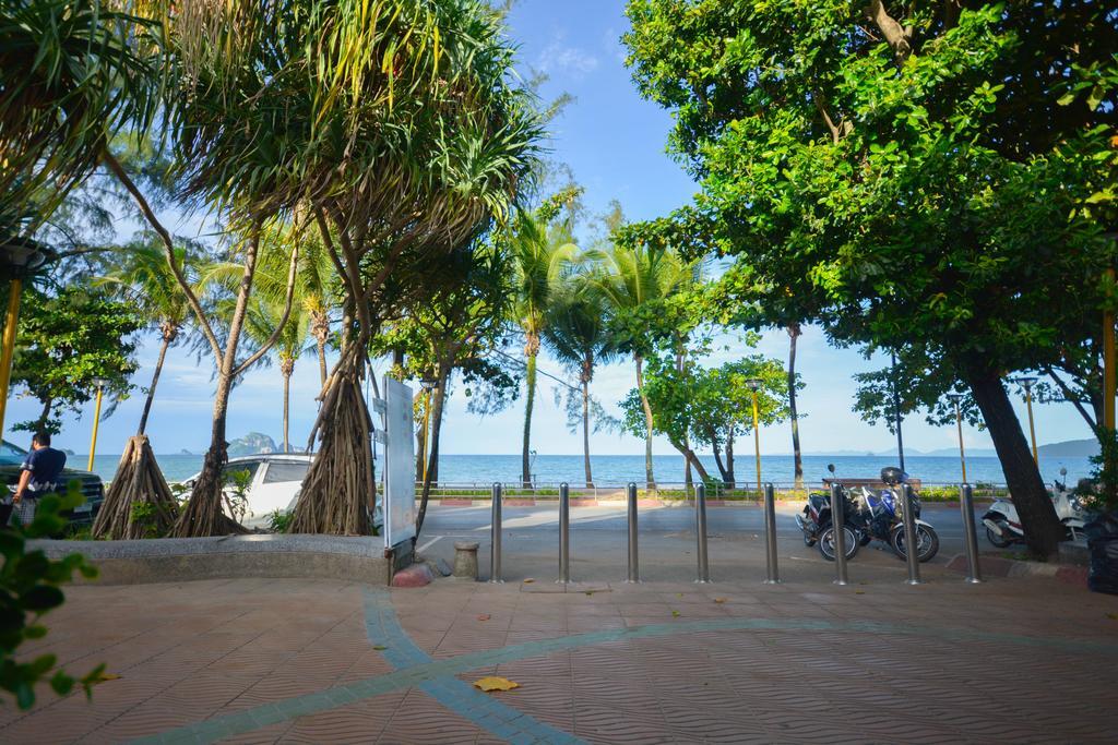 Irest Ao Nang Seafront Hostel Ngoại thất bức ảnh