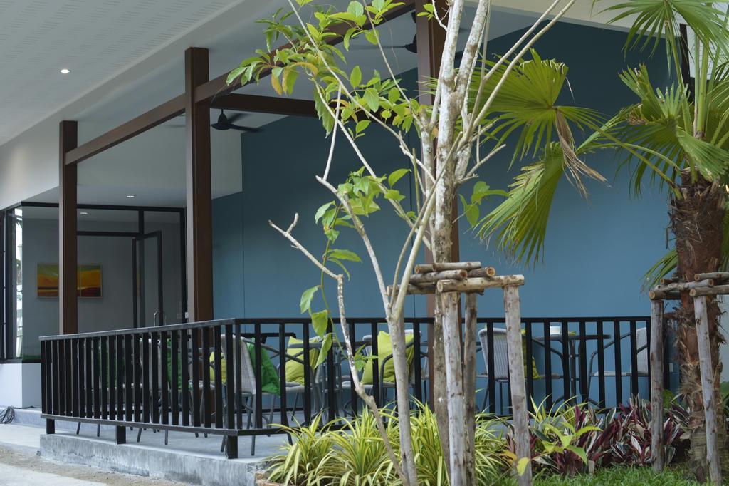 Irest Ao Nang Seafront Hostel Ngoại thất bức ảnh
