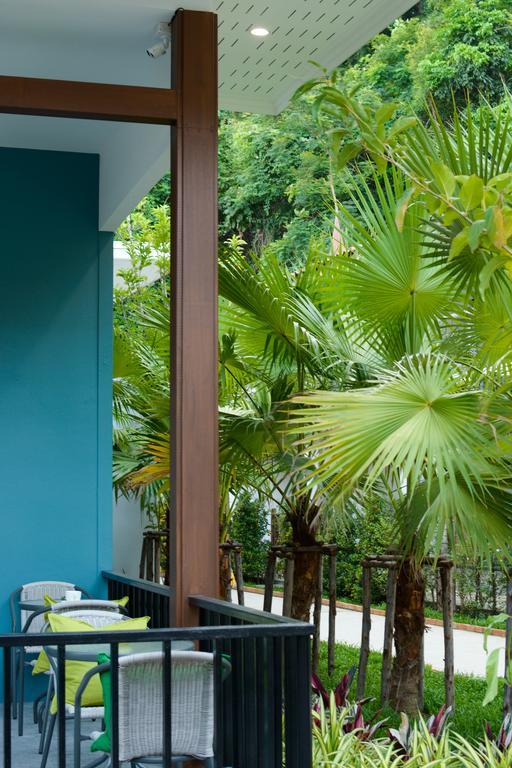Irest Ao Nang Seafront Hostel Ngoại thất bức ảnh
