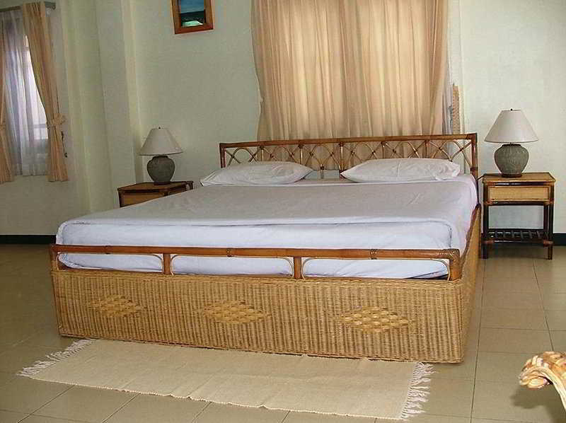 Irest Ao Nang Seafront Hostel Ngoại thất bức ảnh