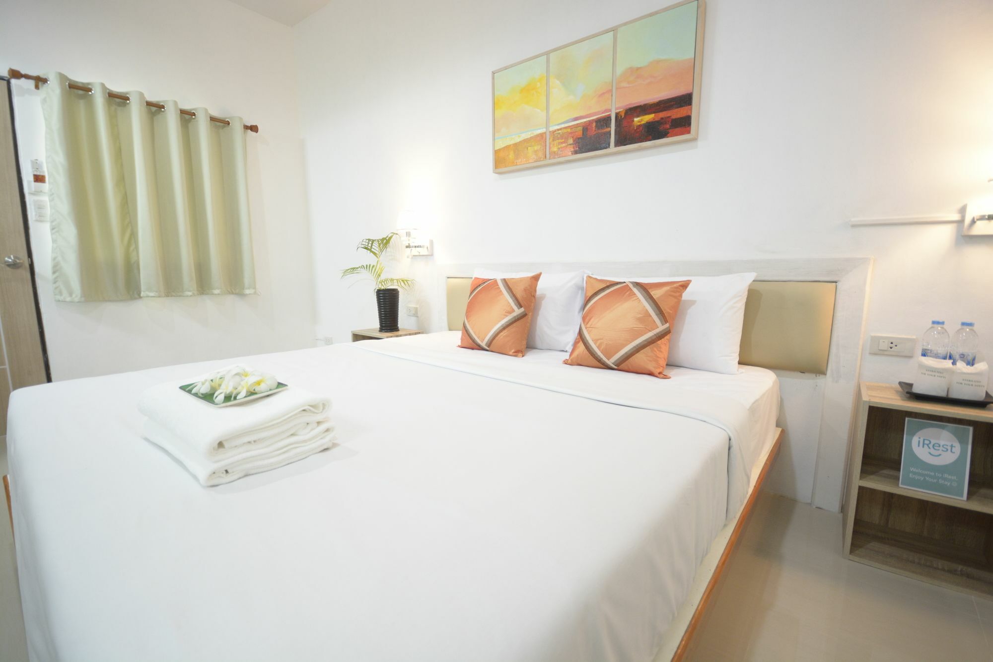 Irest Ao Nang Seafront Hostel Ngoại thất bức ảnh